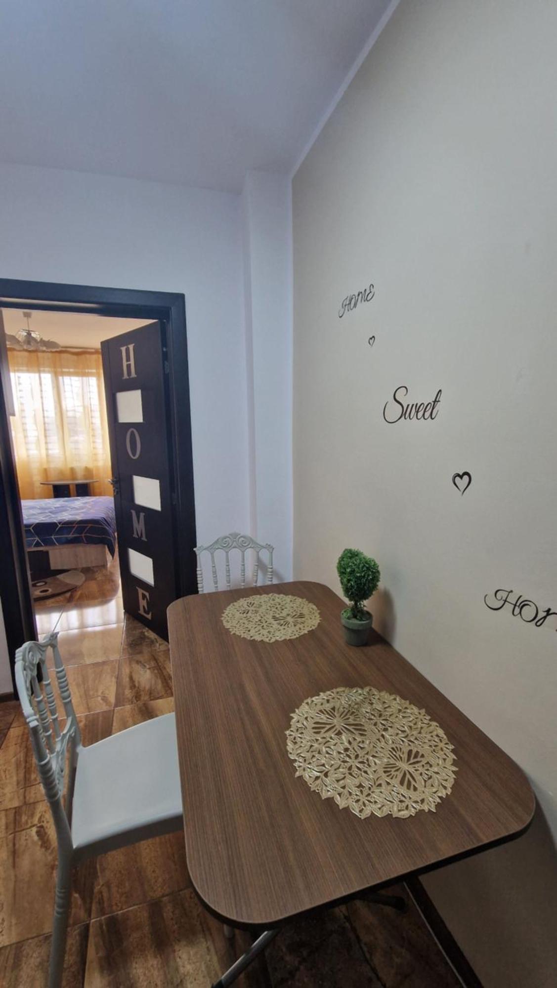 Apartament Back Галац Екстер'єр фото